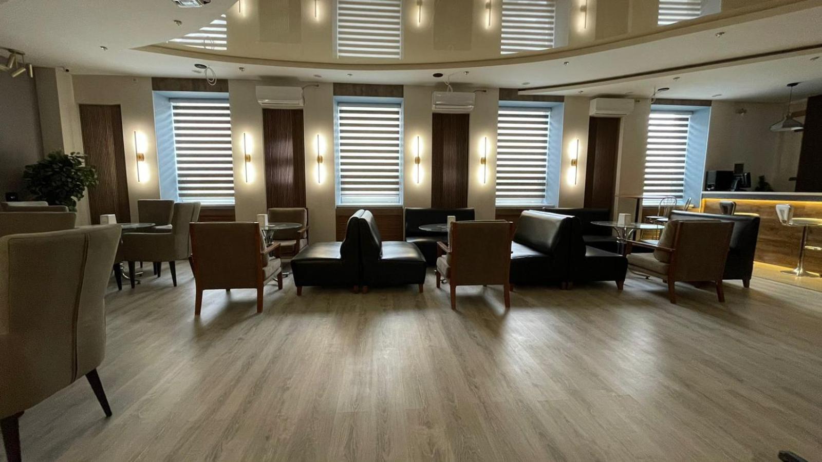 Tengri Hotel Atyrau Luaran gambar