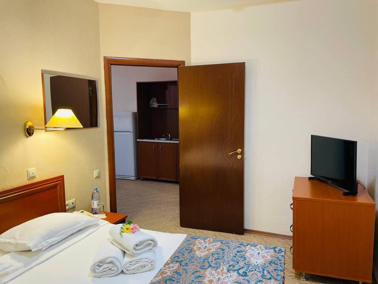 Tengri Hotel Atyrau Luaran gambar